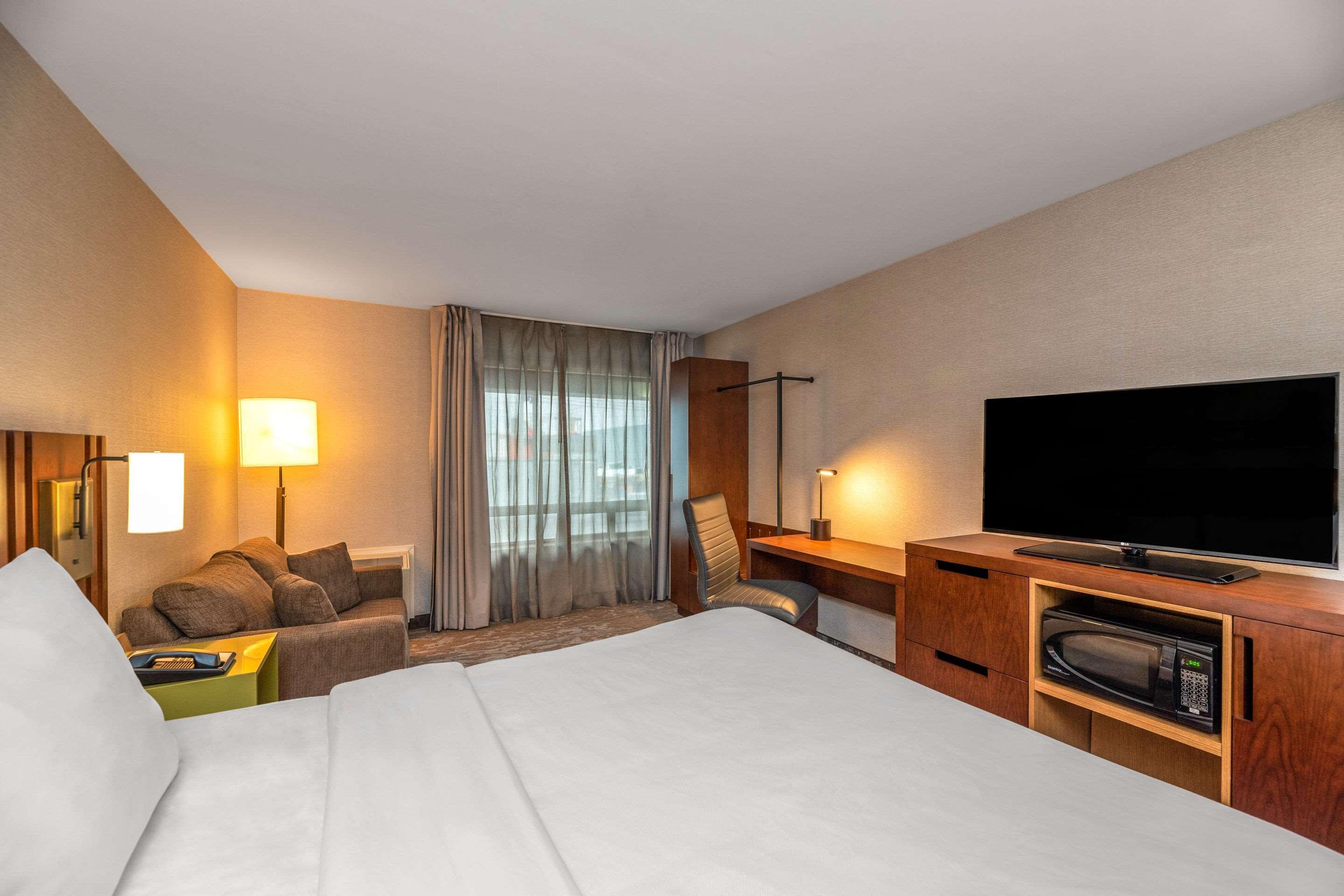 Comfort Inn Airport Winnipeg Buitenkant foto