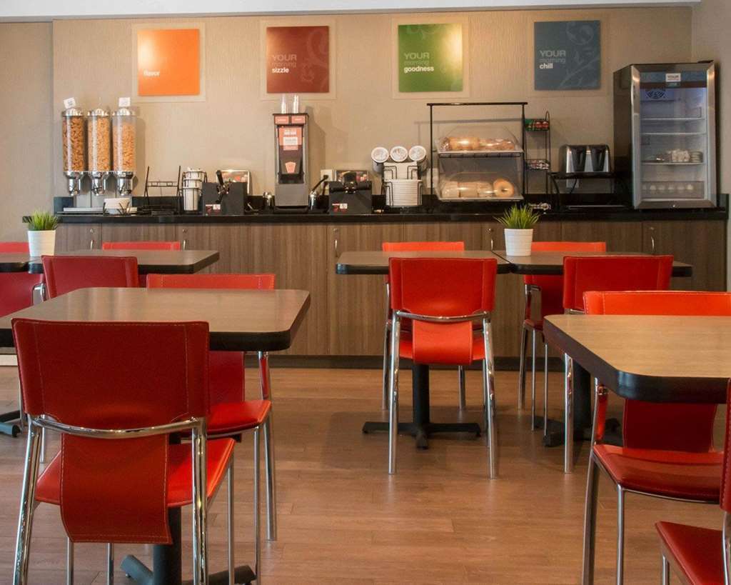 Comfort Inn Airport Winnipeg Restaurant foto